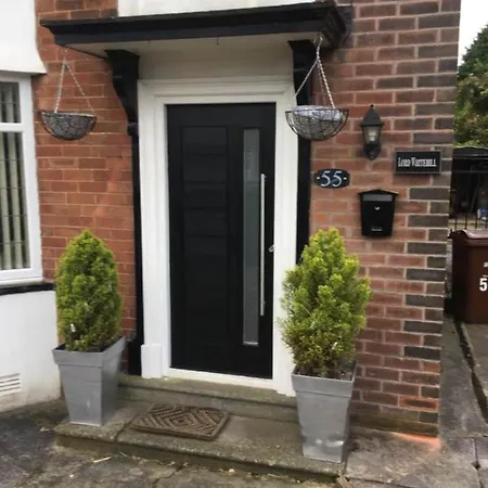 The Whitehill * Leeds (West Yorkshire)